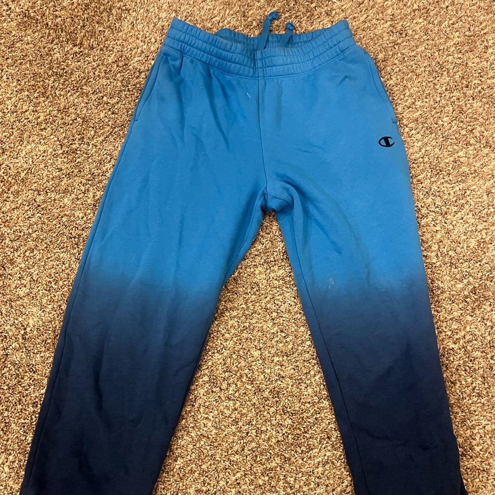 Small Men’s Champion sweatpants